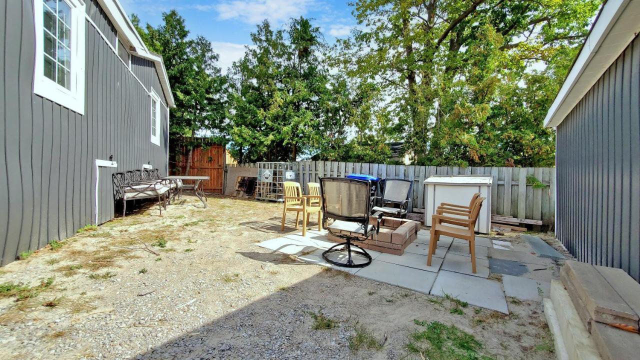 Main Beach River Retreat - Wasaga Beach 1 - Main Strip - 93 Mosley St Exterior foto